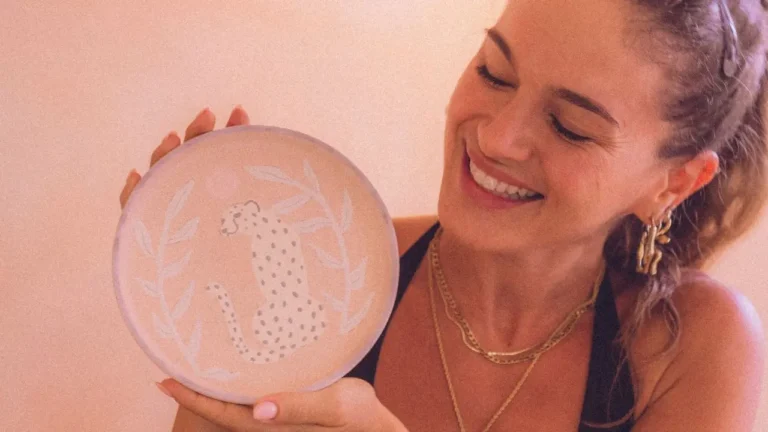 Ceramic painting class at klay bar Canggu, one of the most popular creative classes in Canggu